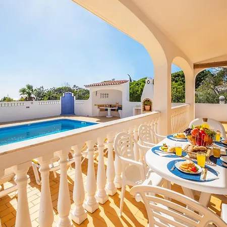 Villa In Carvoeiro Near Beach & Private Pool